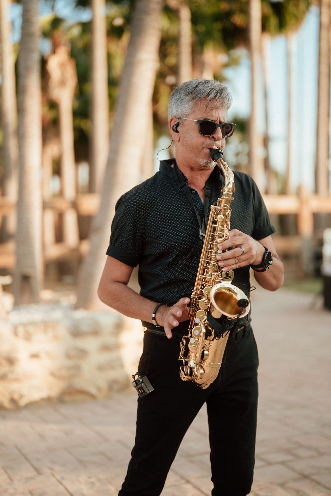 J Saxo Show